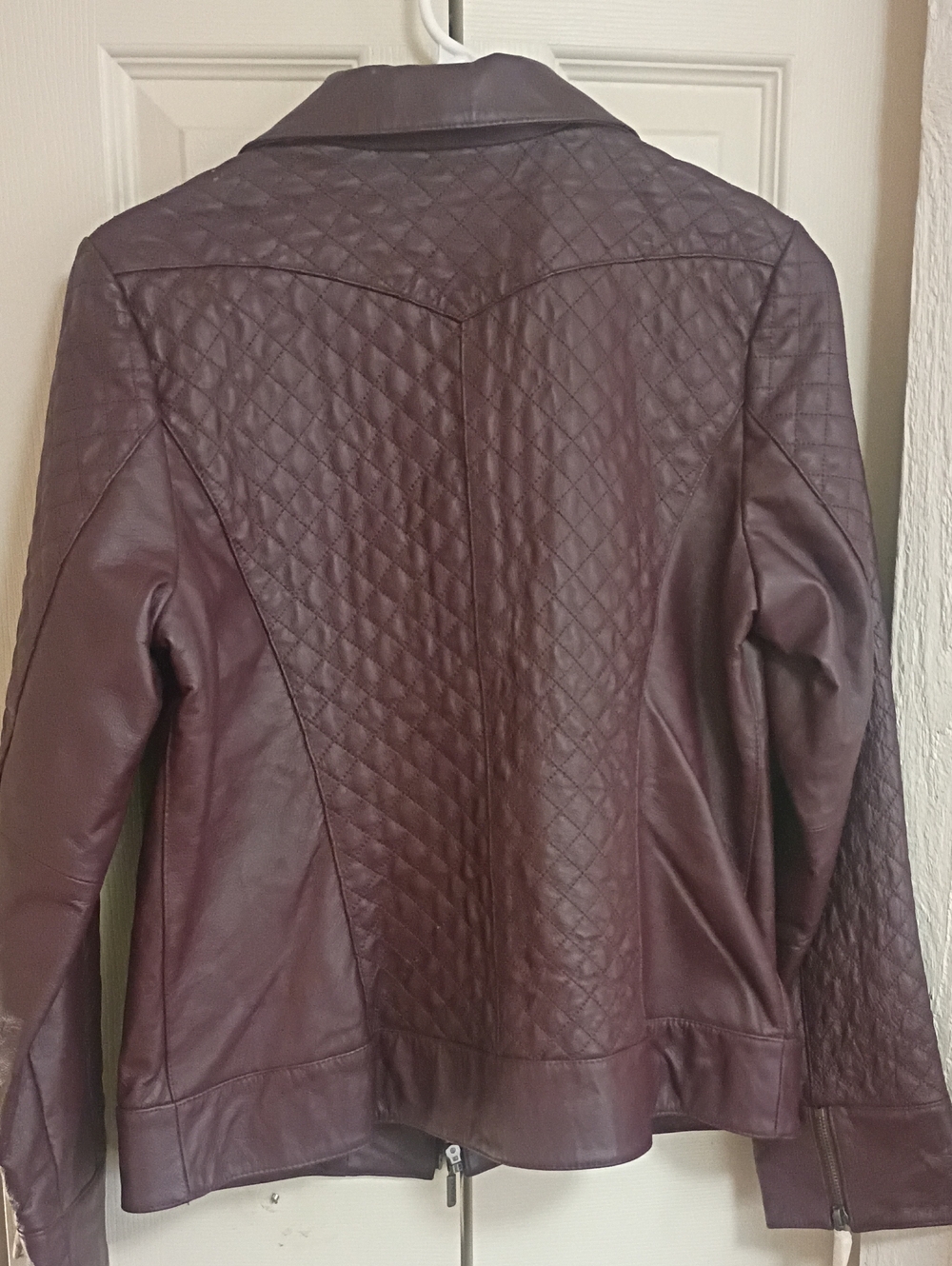 Women's Quilted Faux Leather Jacket - Burgundy